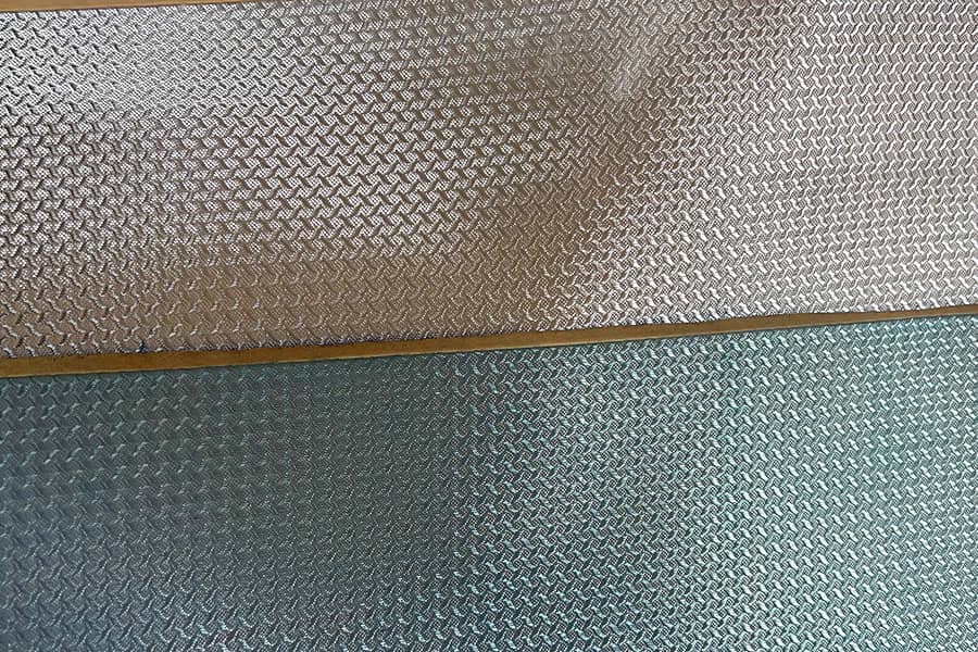 Tela de fibra de vidrio galvanizada flexible, ligera y retardante de llama Tela de fibra de vidrio galvanizada flexible, ligera y retardante de llama