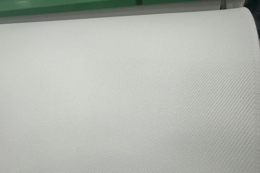 Tejido de fibra de vidrio expandido resistente a altas temperaturas: tejido aislante ligero e ignífugo